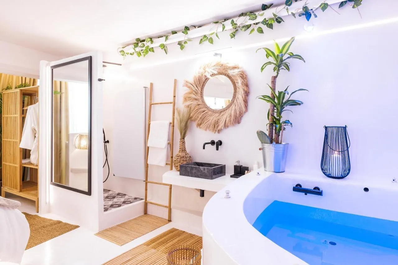 Citycenter-Apt-Private Hot-Tub Thessaloniki Apartment